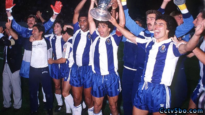 1987年欧冠决赛波尔图2-1拜仁慕尼黑夺冠