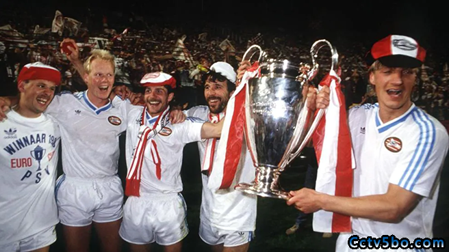 1988年欧冠决赛PSV埃因霍温0-0本菲卡（点球6-5）夺冠
