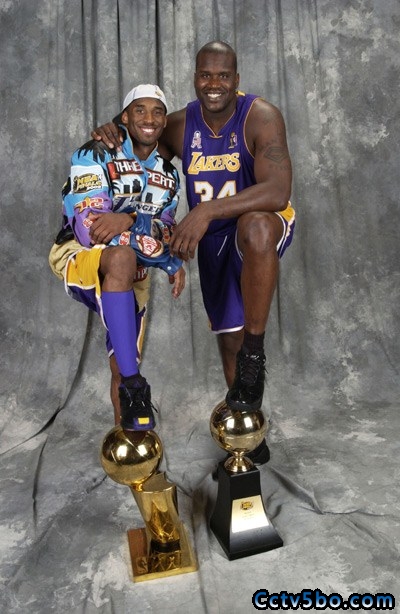 AI赐给科比在<a href=/lanqiu/lakers/ target=_blank class=infotextkey>湖人</a>第一败 鲨鱼一句笑谈引发OK恩怨