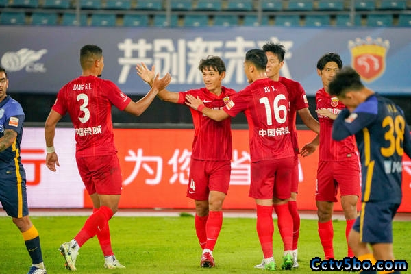 海港2-0终结广州城连胜