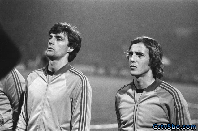 1974年世界杯，内斯肯斯首发出战比赛