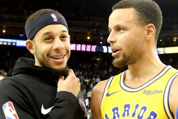 库里公开表态愿让位，勇士新赛季阵容磨合暗藏挑战​