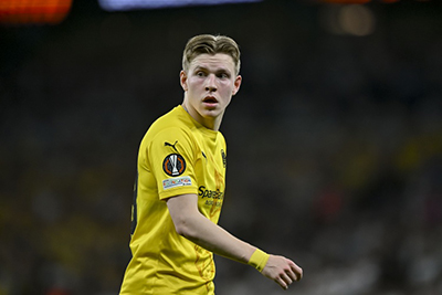 旧将反戈！海于格热刺一战封神：双响+数据制霸全场