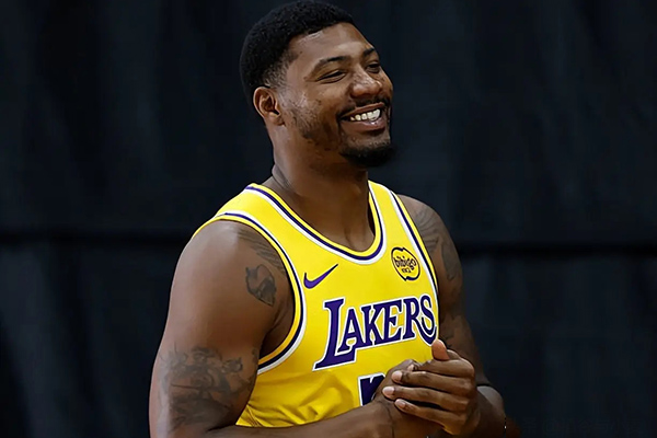 斯马特加盟<a href=/lanqiu/lakers/ target=_blank class=infotextkey>湖人</a>承担防守重任,媒体日坦言东西部比赛风格差异