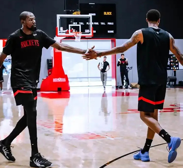 杜兰特加盟火箭:机遇与控卫空缺的挑战