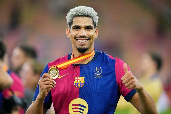 世体：阿劳霍无缘国家队，免长途奔波