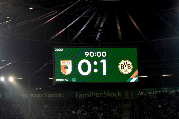 多特1-0客胜奥格斯堡 吉拉西破荒