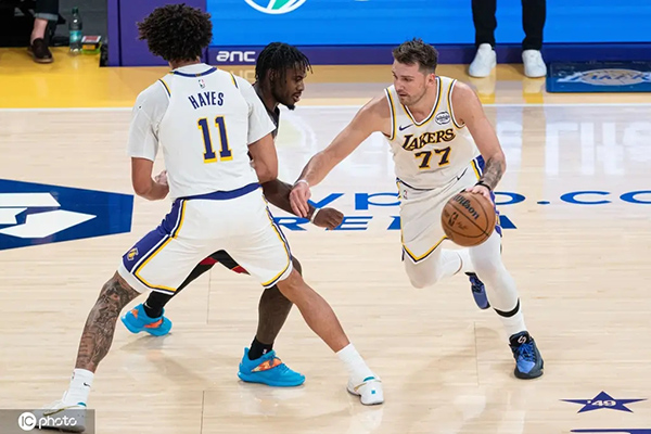 湖人胜热火：东契奇高情商分权造就多赢