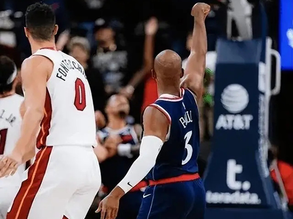 快船老将困境:保罗与洛佩斯状态成隐患