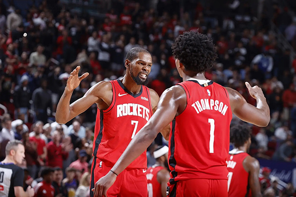 火箭122-115逆转雄鹿:韧性与战术蜕变的关键一胜