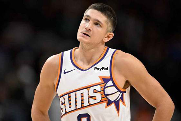 太阳遭打击:格雷森·艾伦右腿挫伤离场或缺阵多场