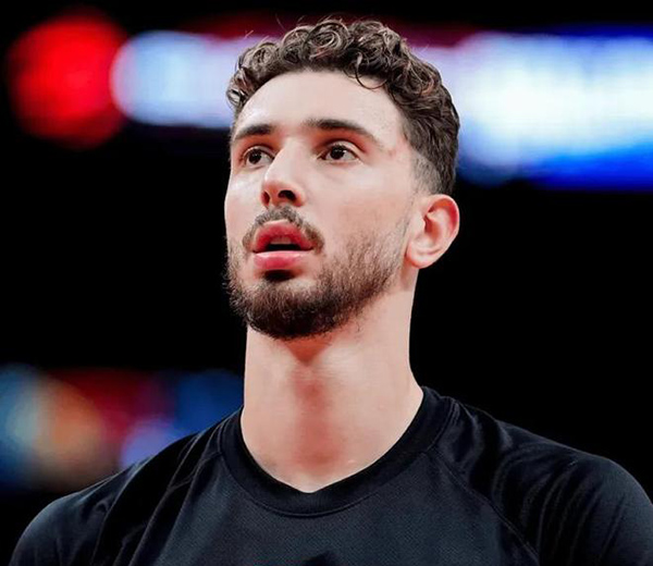 火箭三连胜高居西部第三:三将进步成制胜关键