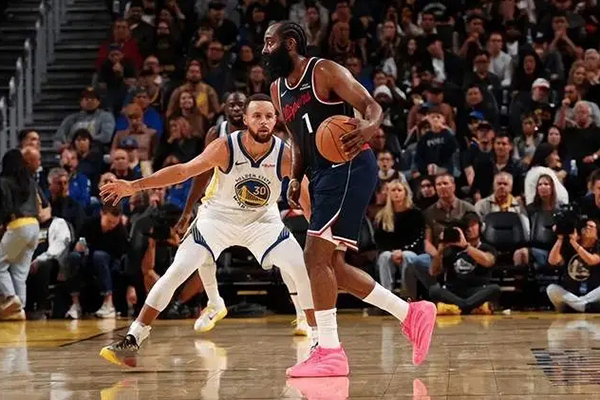 快船惜败凯尔特人:哈登燃尽难救主的困境