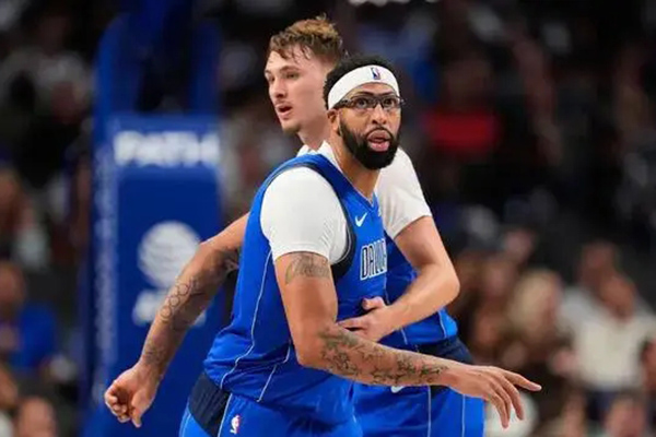 独行侠核心戴维斯伤停延期，复出计划引关注