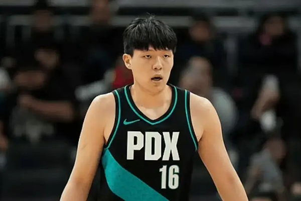 险造16分大逆转仍惜败!杨瀚森遭弃用连4场0分