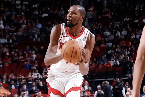 火箭117-98擒太阳:双星闪耀破交易传闻迷雾