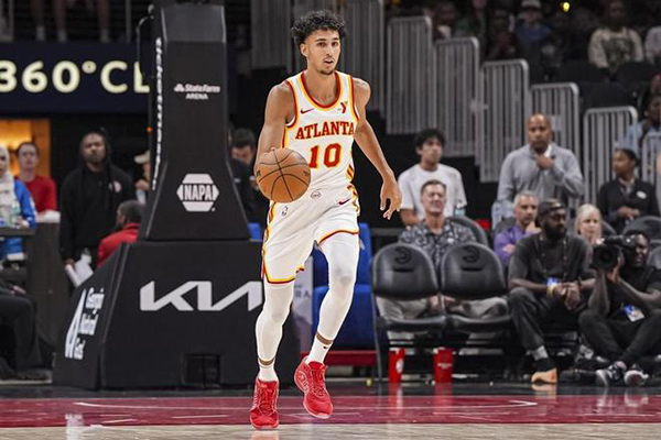 状元里萨谢的尴尬处境：俱乐部不培养，国家队被忽视