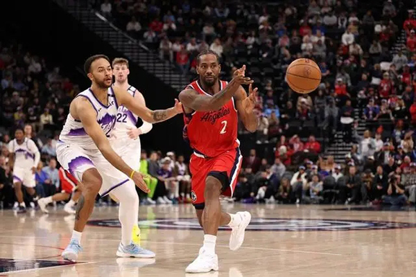 伦纳德45分率快船豪取6连胜，开拓者西部第十位置告急