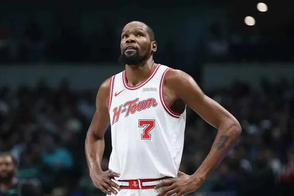 申京64秒伤退，火箭遭逆转终结4连胜，独行侠止4连败