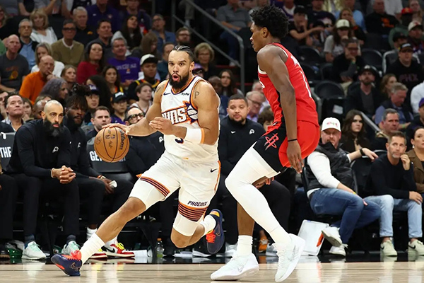 杜兰特绝杀助火箭险胜太阳，西部排名上演戏剧性变动