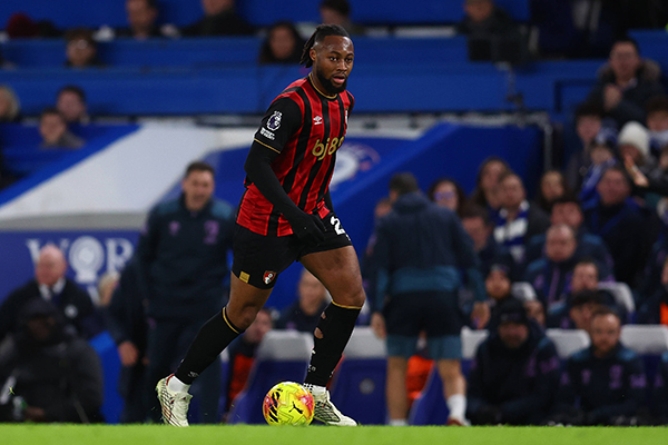 樱桃“自杀式”运营？夏卖铁卫冬售王牌，11轮不胜代价惨痛