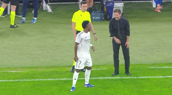 阿斯：皇马高层指西蒙尼言论“越线”，球场斗法演变为“人身攻击”