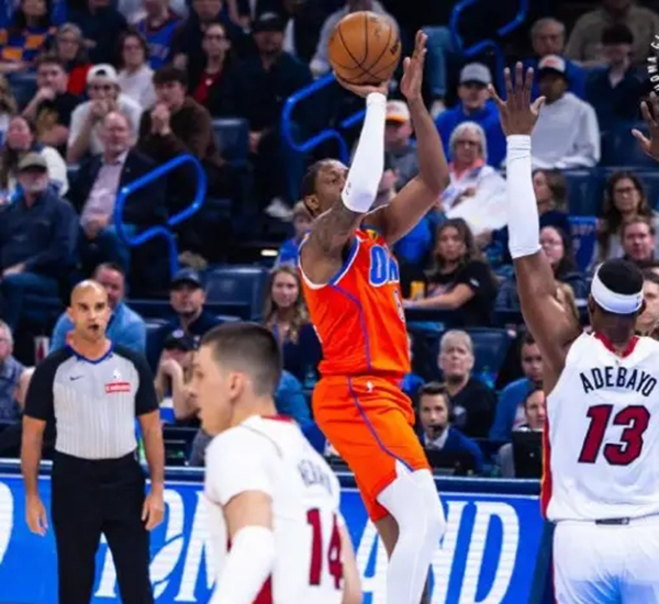 雷霆后程发力逆转热火豪取三连胜 稳居联盟榜首