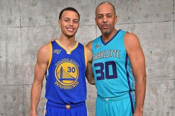 戴尔·库里30号球衣将被黄蜂退役，27年坚守配得上这份荣光