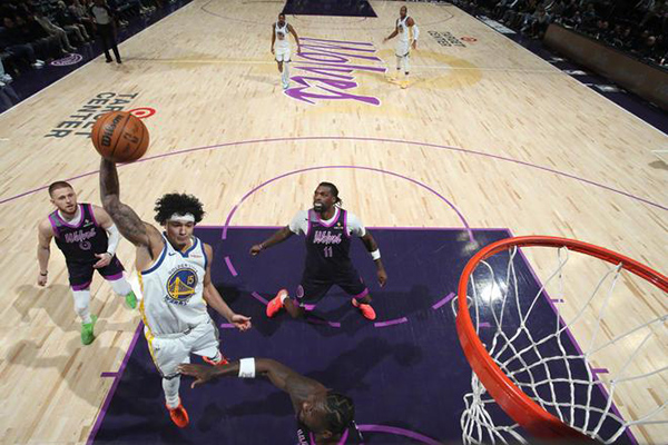 勇士26分大胜止颓，森林狼五连败陷泥潭