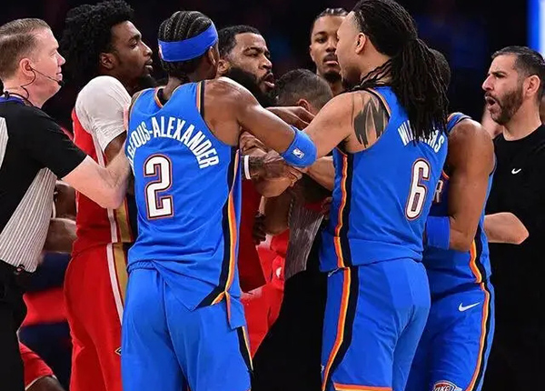 雷霆险胜鹈鹕，赛后爆发大规模混战，亚历山大冲MVP