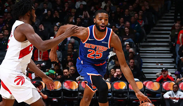 尼克斯逆转猛龙豪取4连胜，重回东部第二