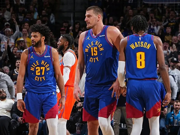 雷霆险胜掘金 亚历山大完胜约基奇 华莱士创生涯新高