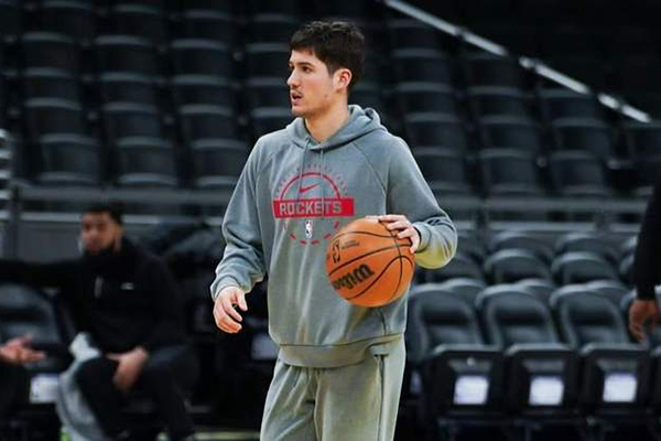 NBA交易启幕，火箭沉寂待补强，阵容低迷难破局